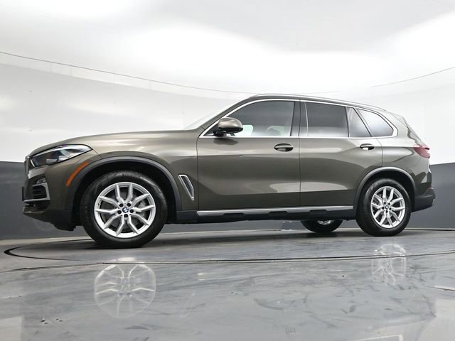 Used 2021 BMW X5 xDrive40i w/ Premium Package AWD/4WD image 34
