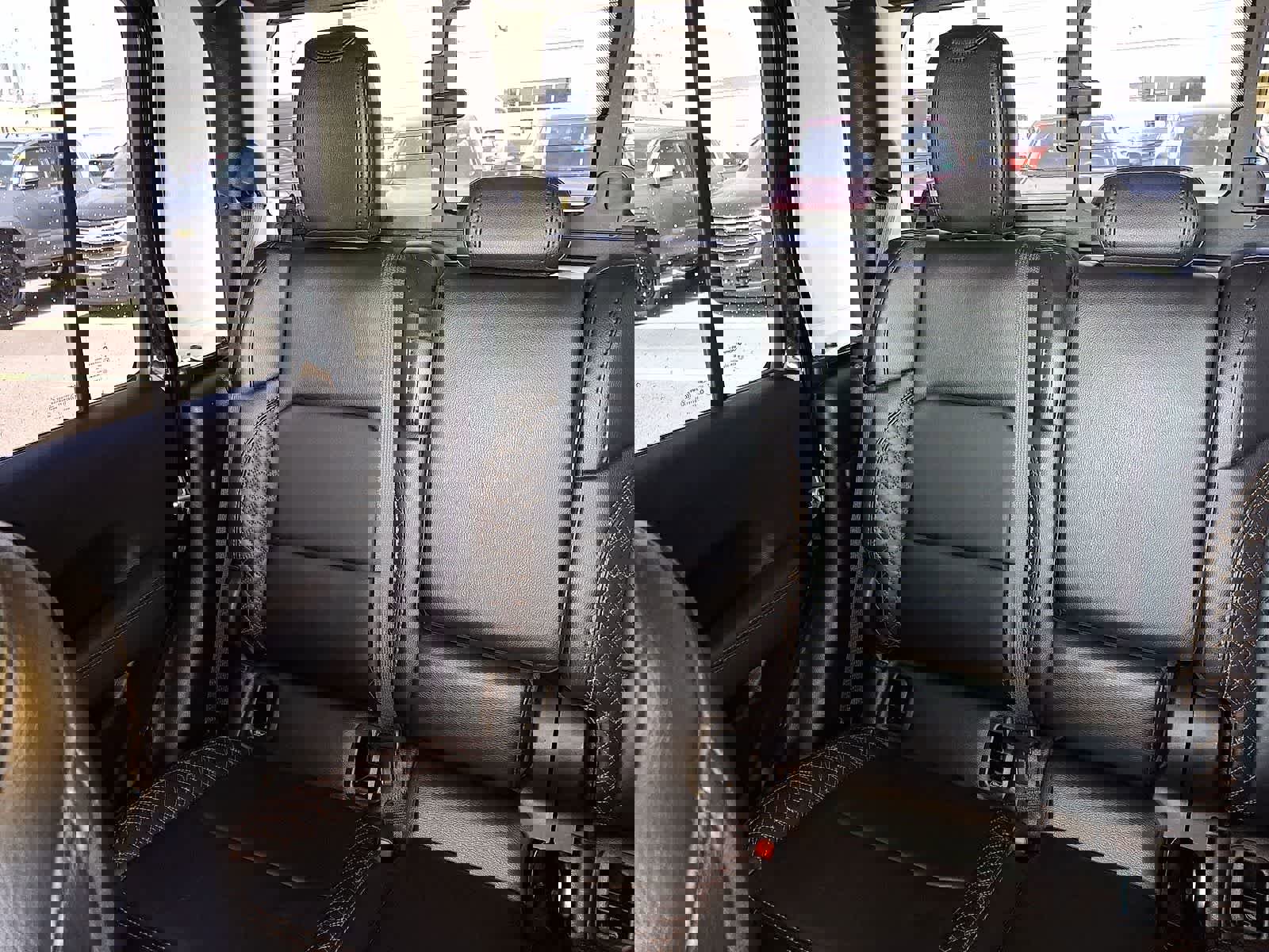 Used 2023 Jeep Gladiator Overland image 13