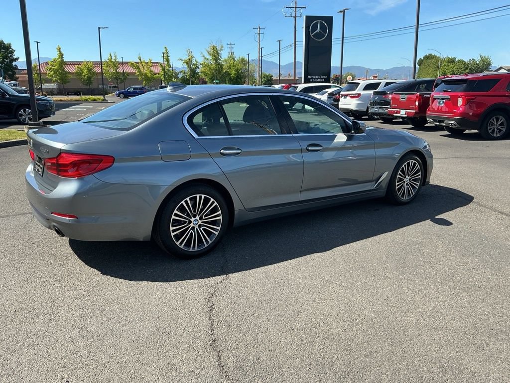 Used 2018 BMW 530i RWD image 7