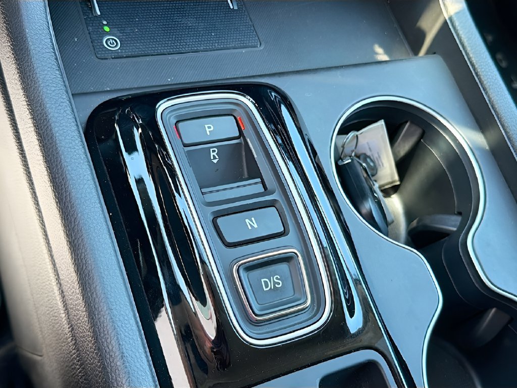 Used 2025 Honda Pilot EX-L image 16