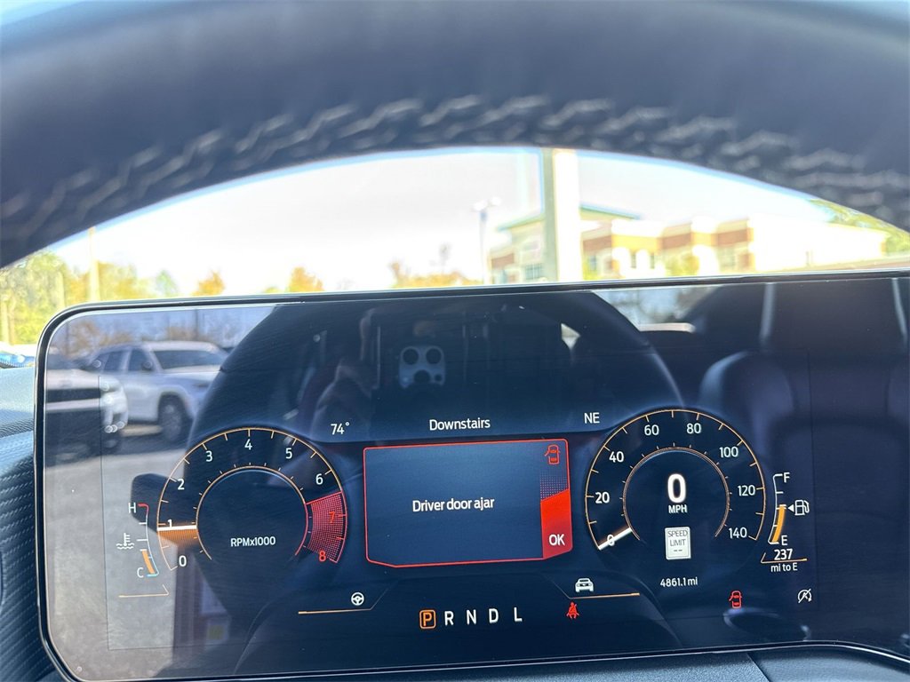 Used 2025 Ford Mustang Premium image 18