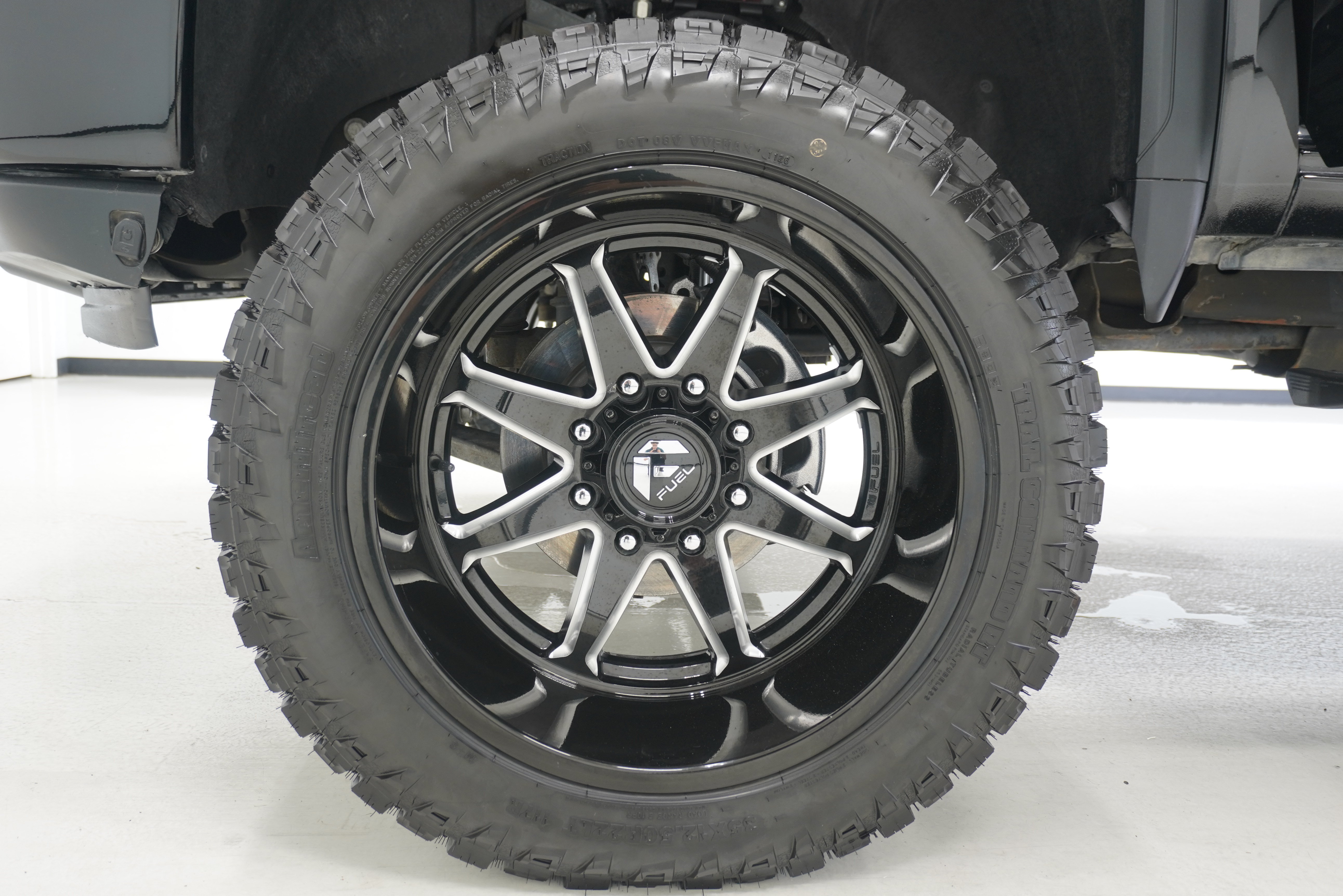 Used 2022 GMC Sierra 2500 AT4 w/ AT4 Premium Plus Package AWD/4WD image 44