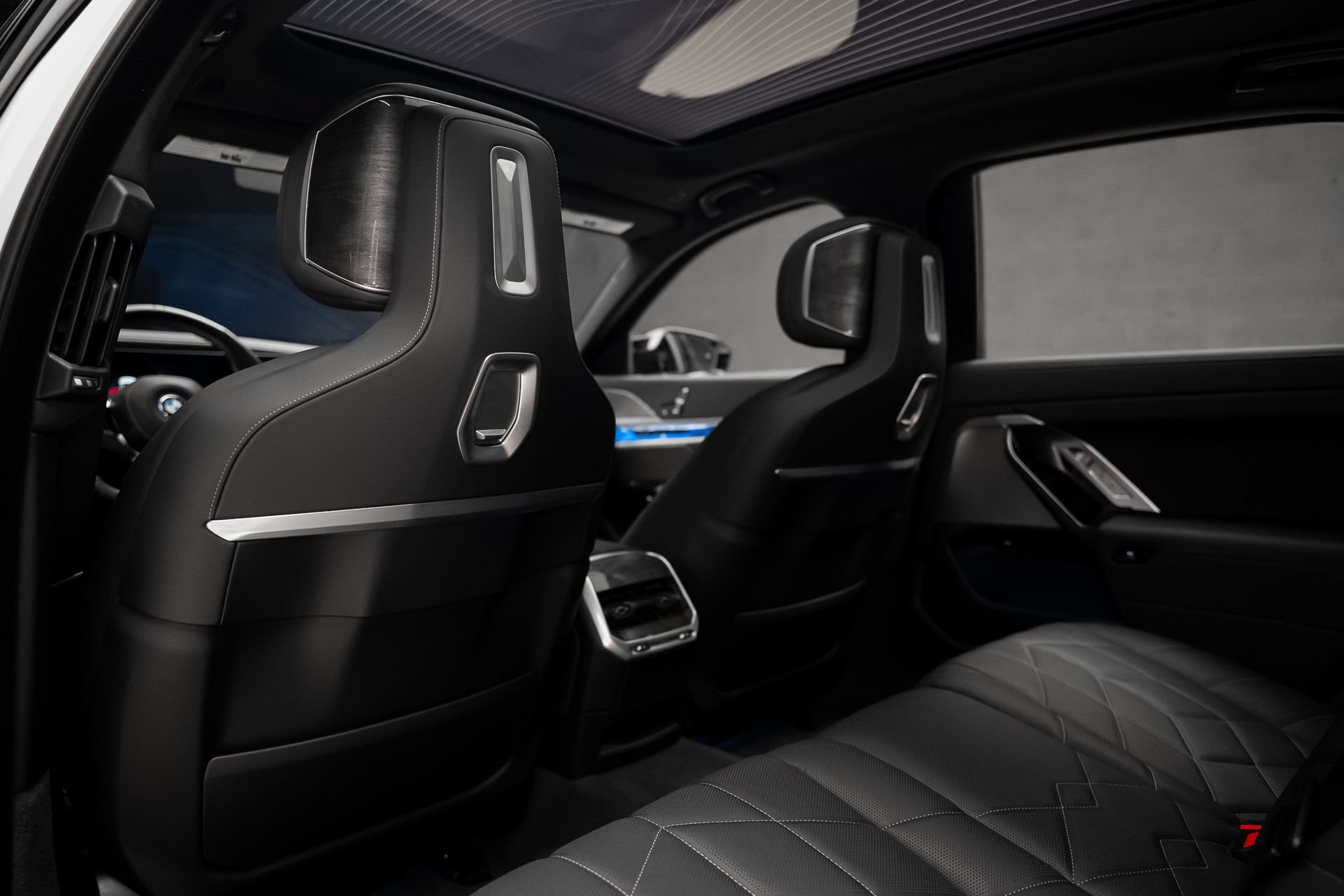 Used 2024 BMW i7 M70 AWD/4WD image 69