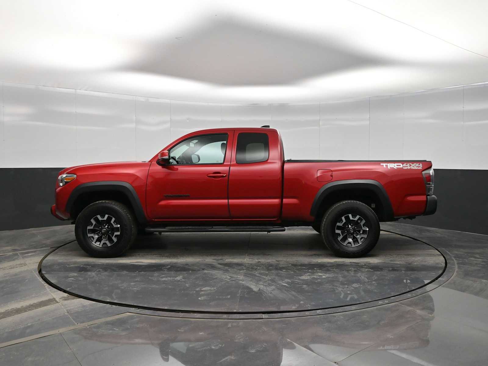 Used 2020 Toyota Tacoma TRD Off-Road image 5