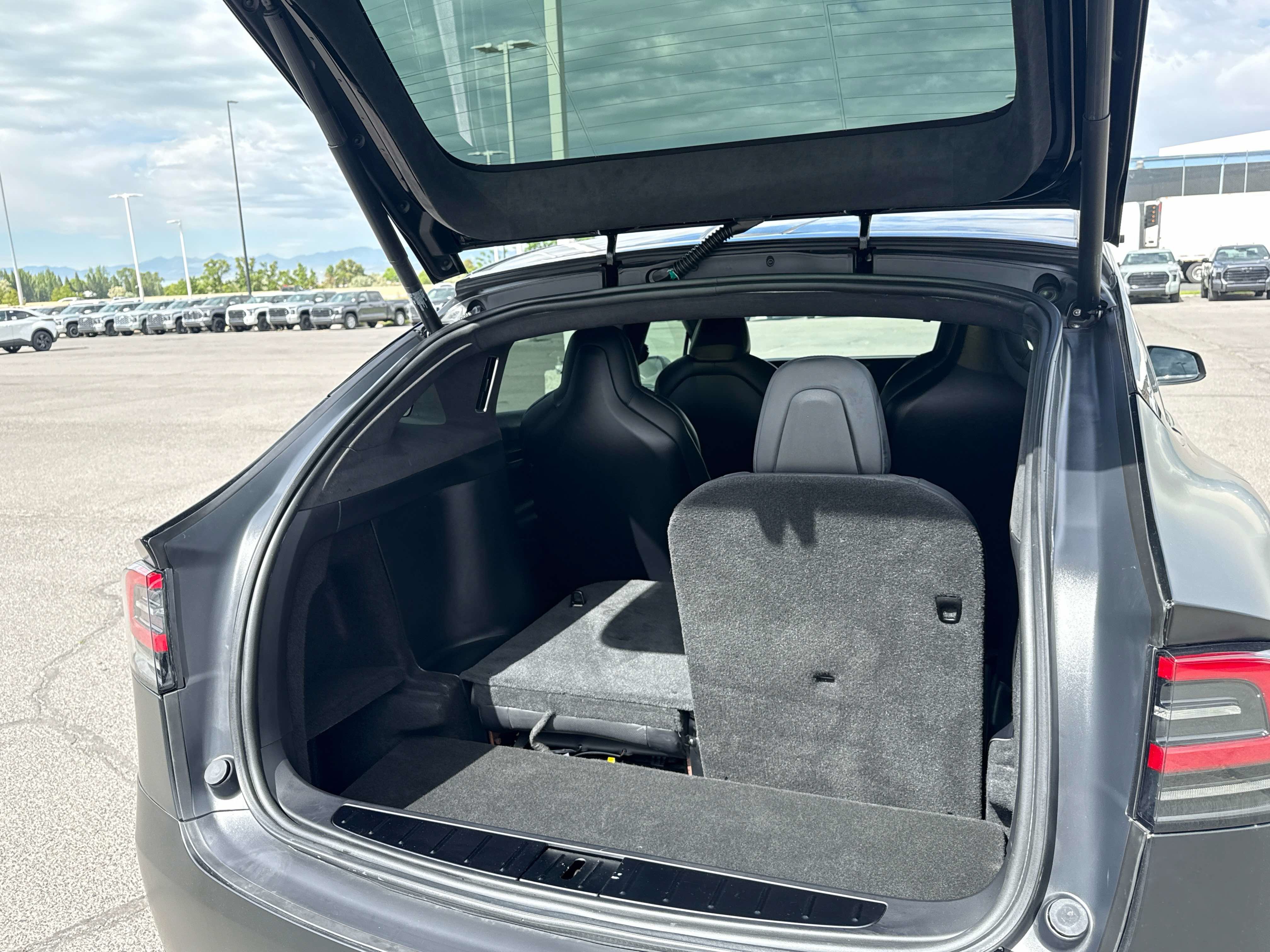 Used 2022 Tesla Model X Plaid AWD/4WD image 16