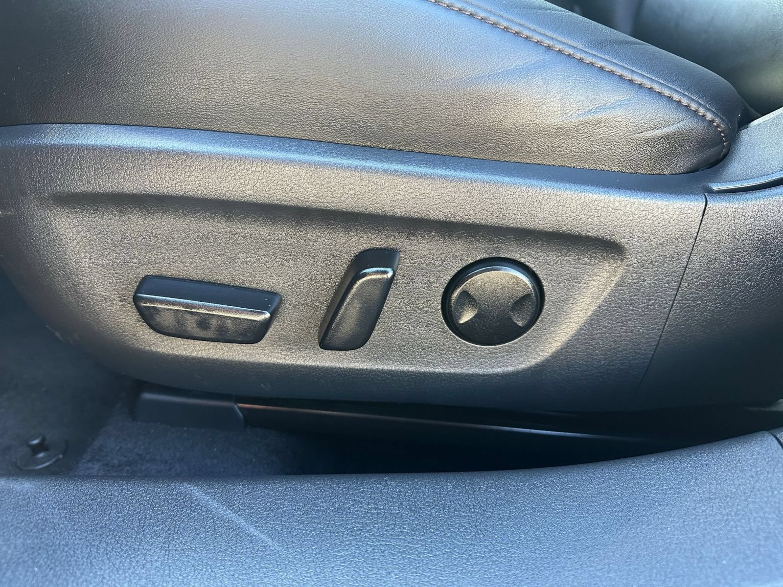 Used 2026 MAZDA MAZDA3 s FWD image 22