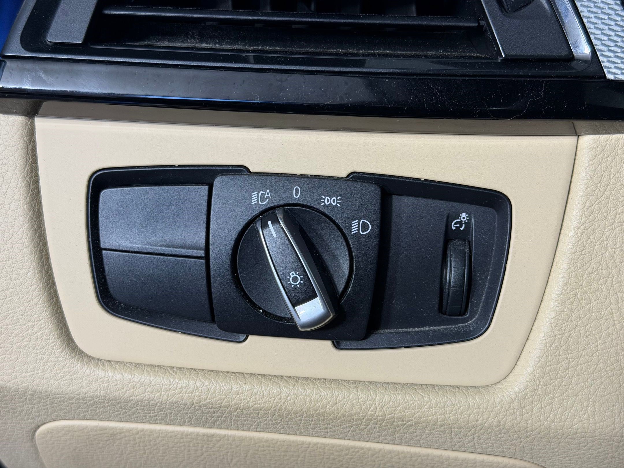 Used 2015 BMW 328i Sedan image 17