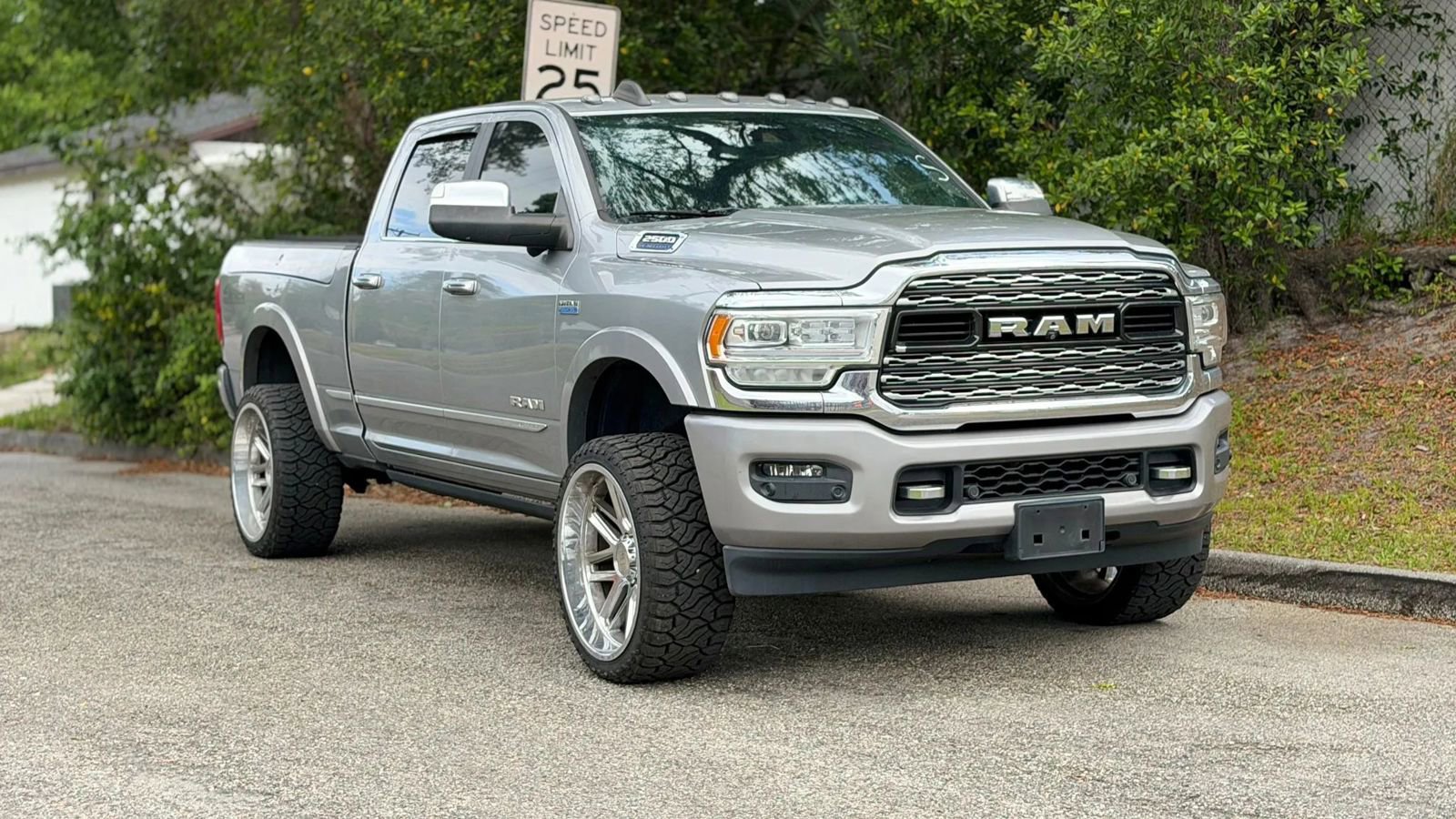 Used 2019 RAM 2500 Limited image 22