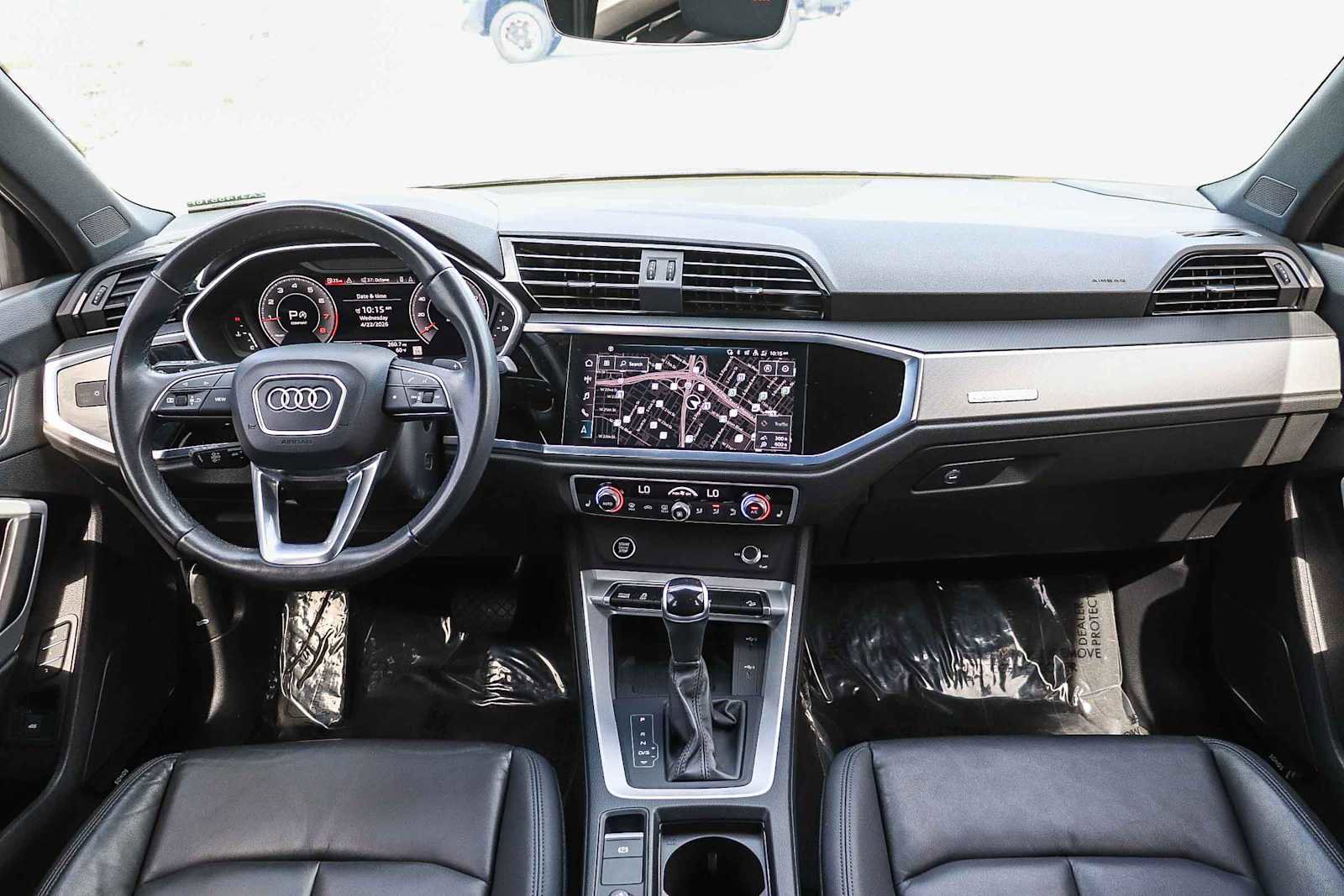 Used 2023 Audi Q3 2.0T Premium Plus w/ Premium Plus Package AWD/4WD image 16