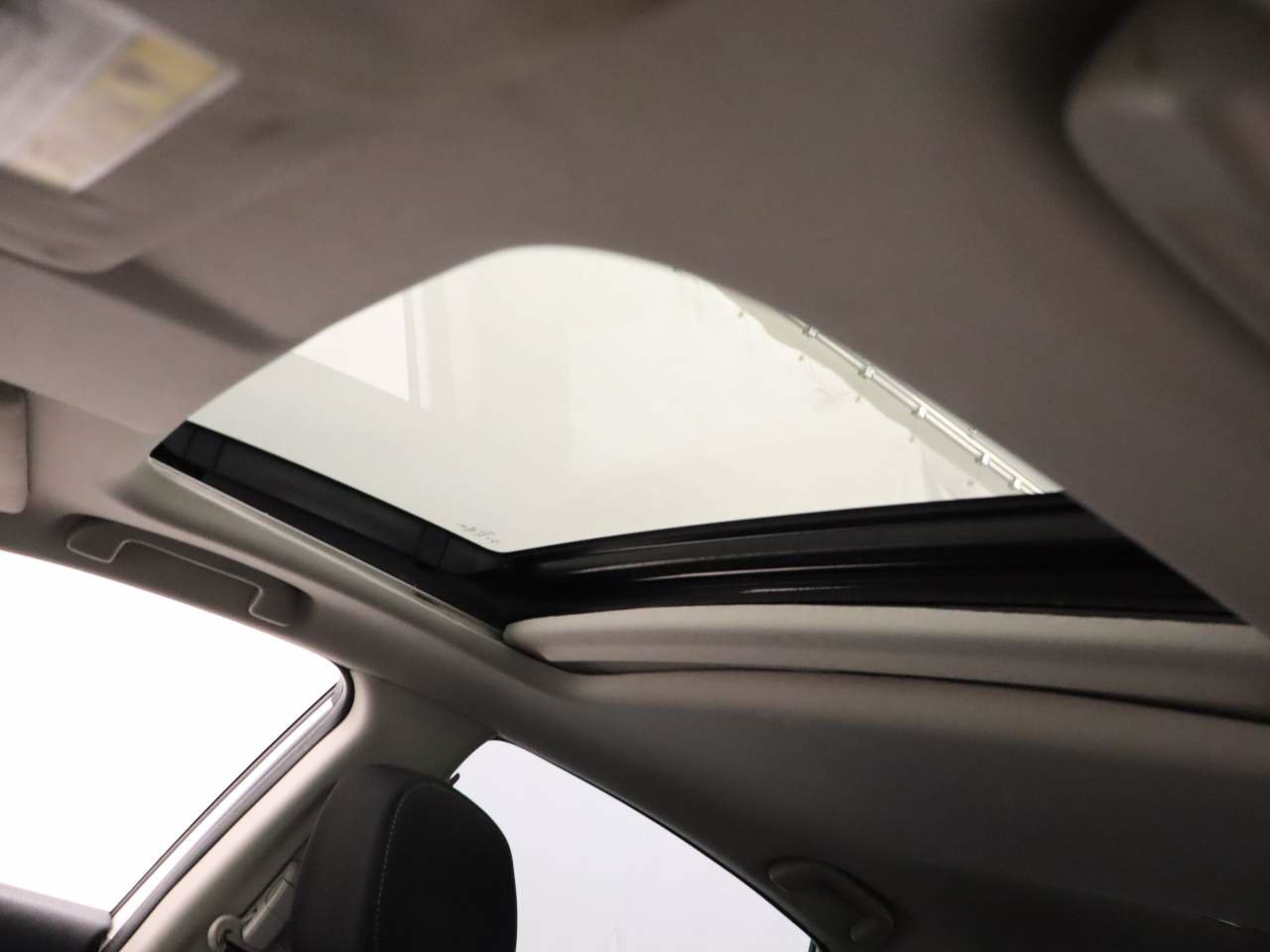 Used 2018 Honda Civic EX-T image 18