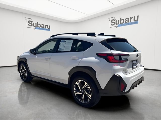 Used 2025 Subaru Crosstrek 2.0i Premium image 5