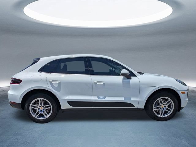 Used 2018 Porsche Macan Sport Edition AWD/4WD image 3