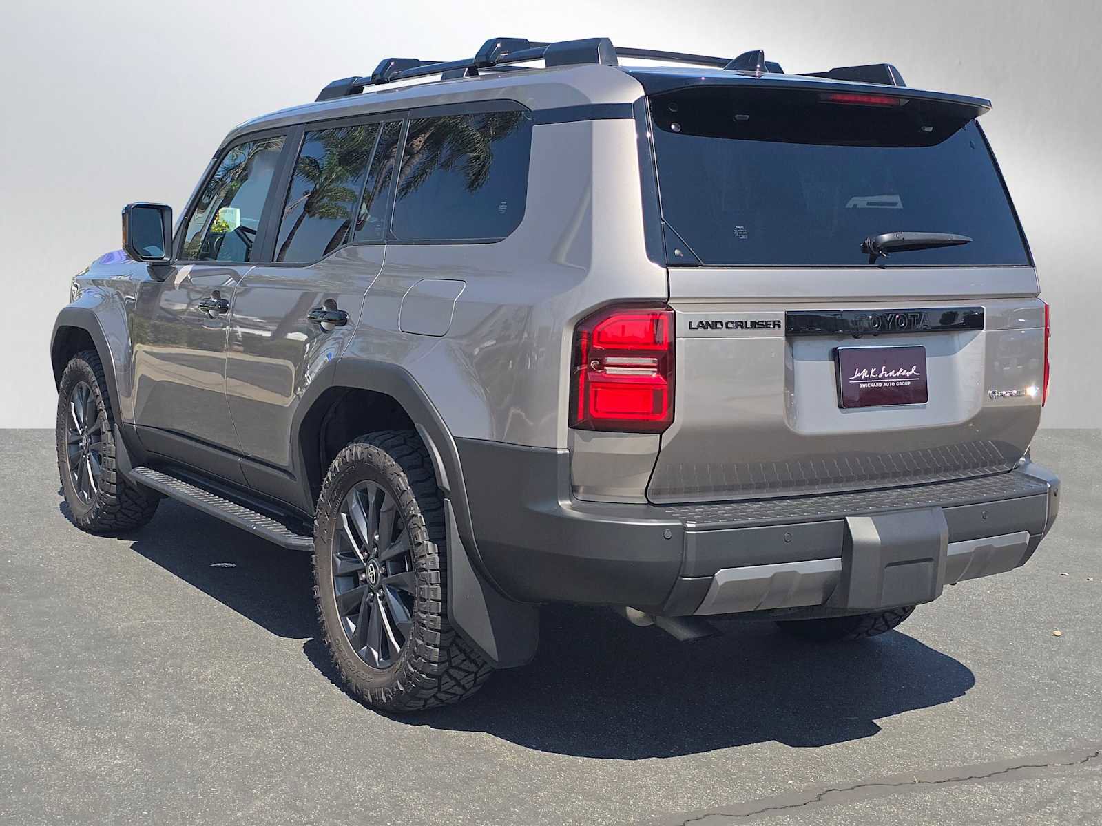 Used 2025 Toyota Land Cruiser w/ Premium Package image 5