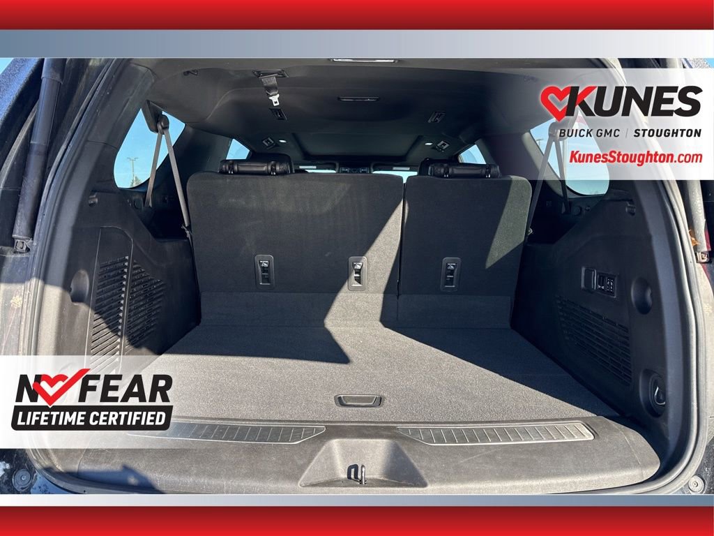 Used 2023 GMC Yukon XL Denali image 37