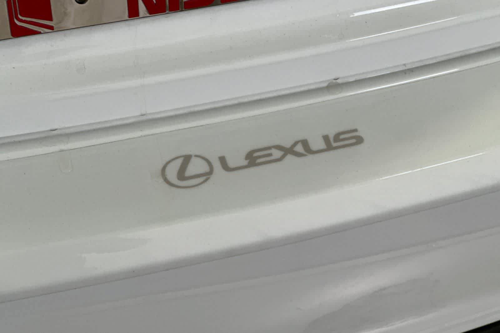 Used 2017 Lexus IS 350 F Sport w/ F Sport Package RWD image 17