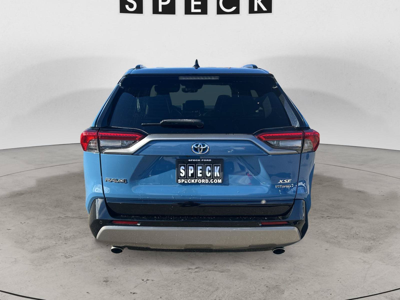 Used 2022 Toyota RAV4 XSE AWD/4WD image 4