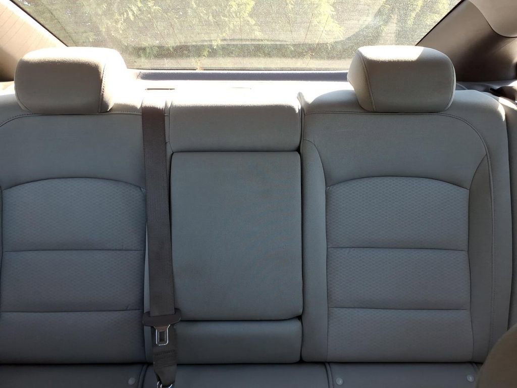 Used 2020 Chevrolet Malibu LT FWD image 14