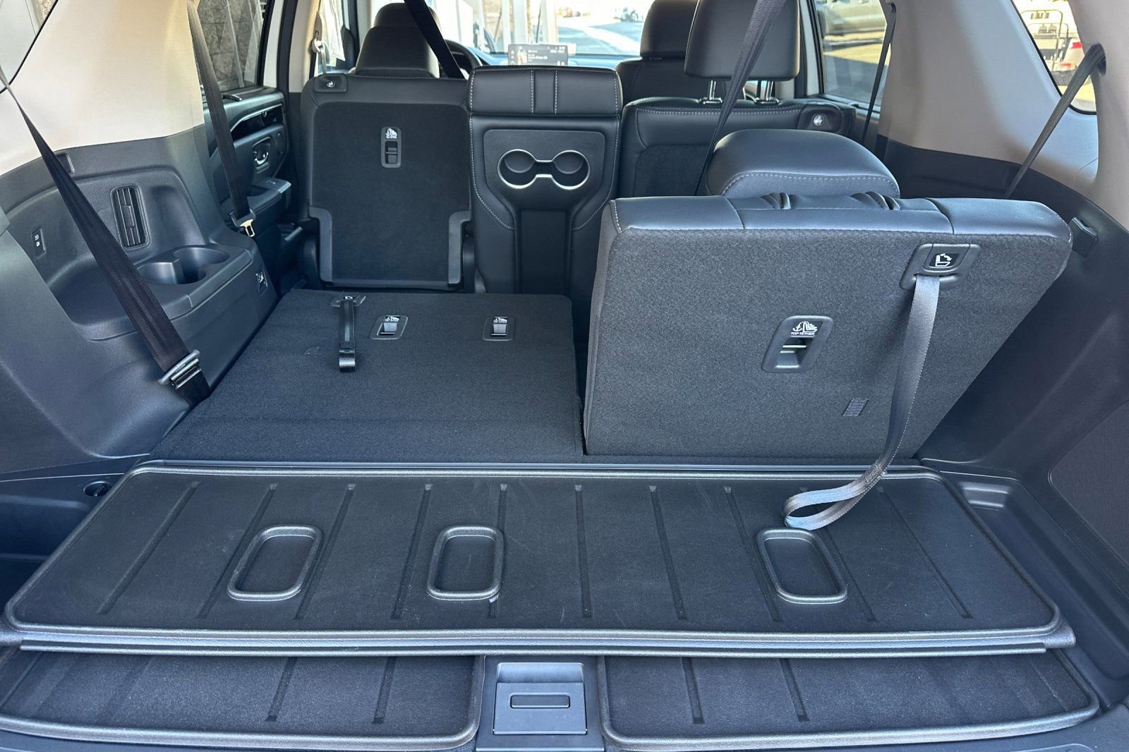 Used 2025 Honda Pilot Touring image 19