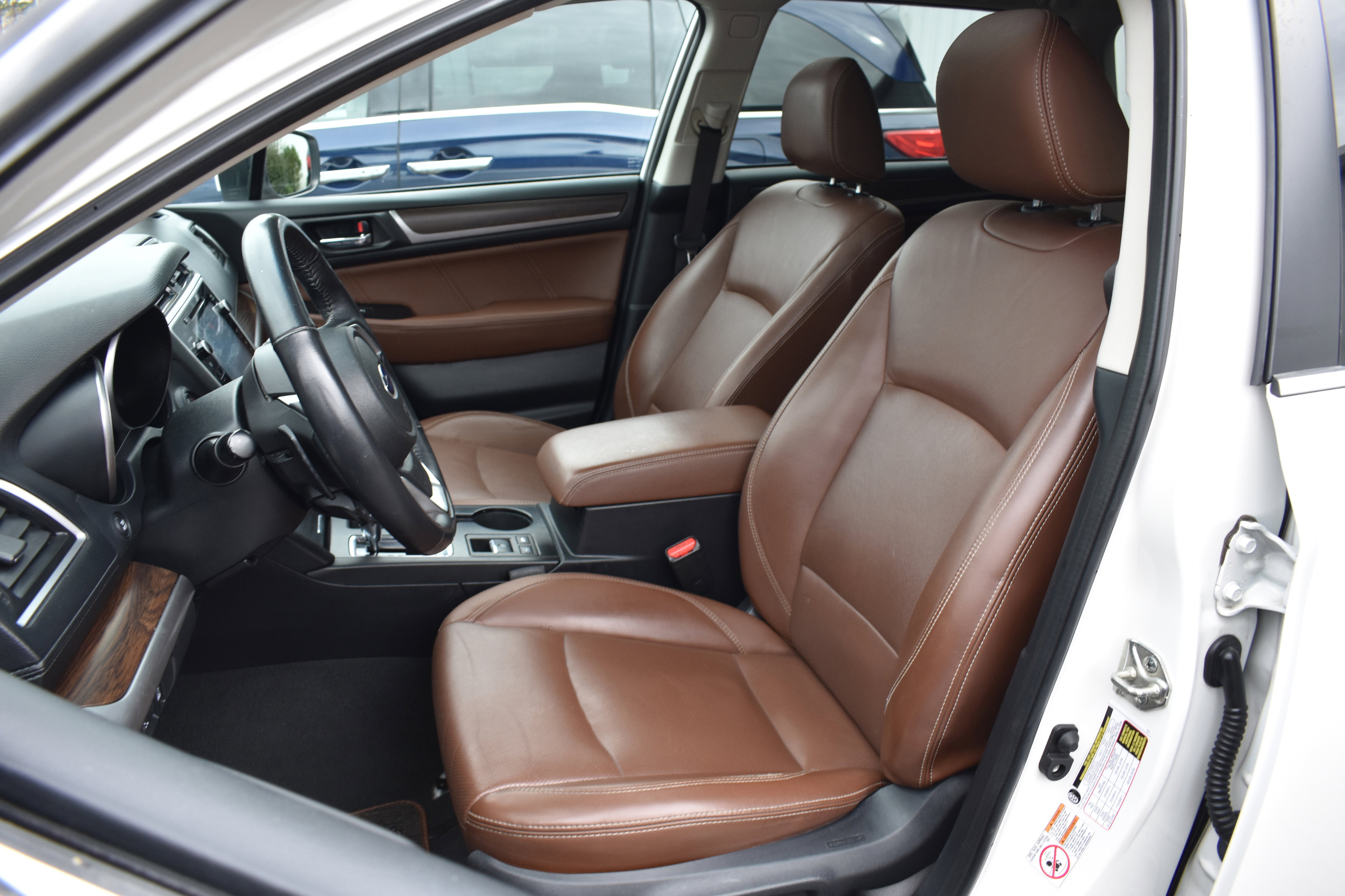 Used 2018 Subaru Outback 2.5i Touring w/ Popular Package #3 image 26