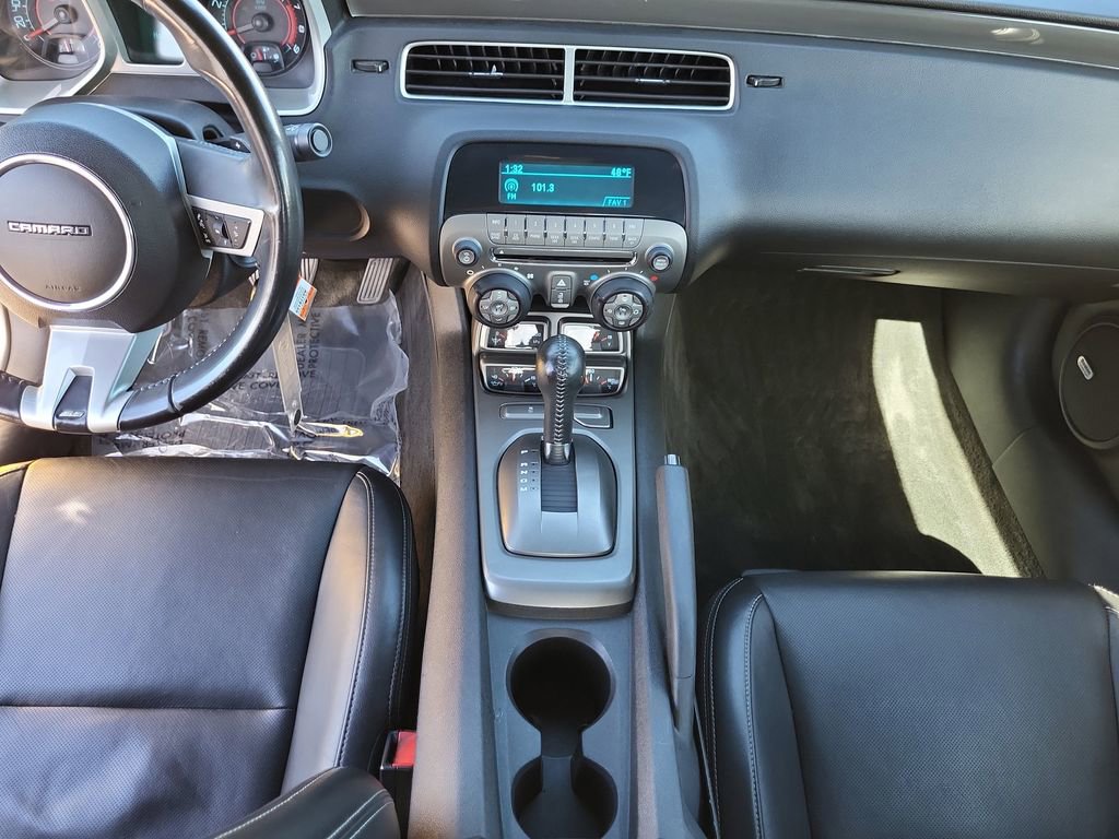 Used 2010 Chevrolet Camaro SS image 14