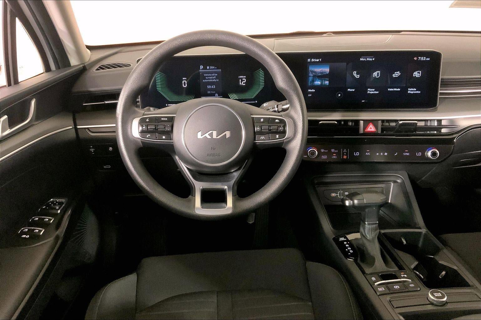 Used 2025 Kia K5 LXS FWD image 5