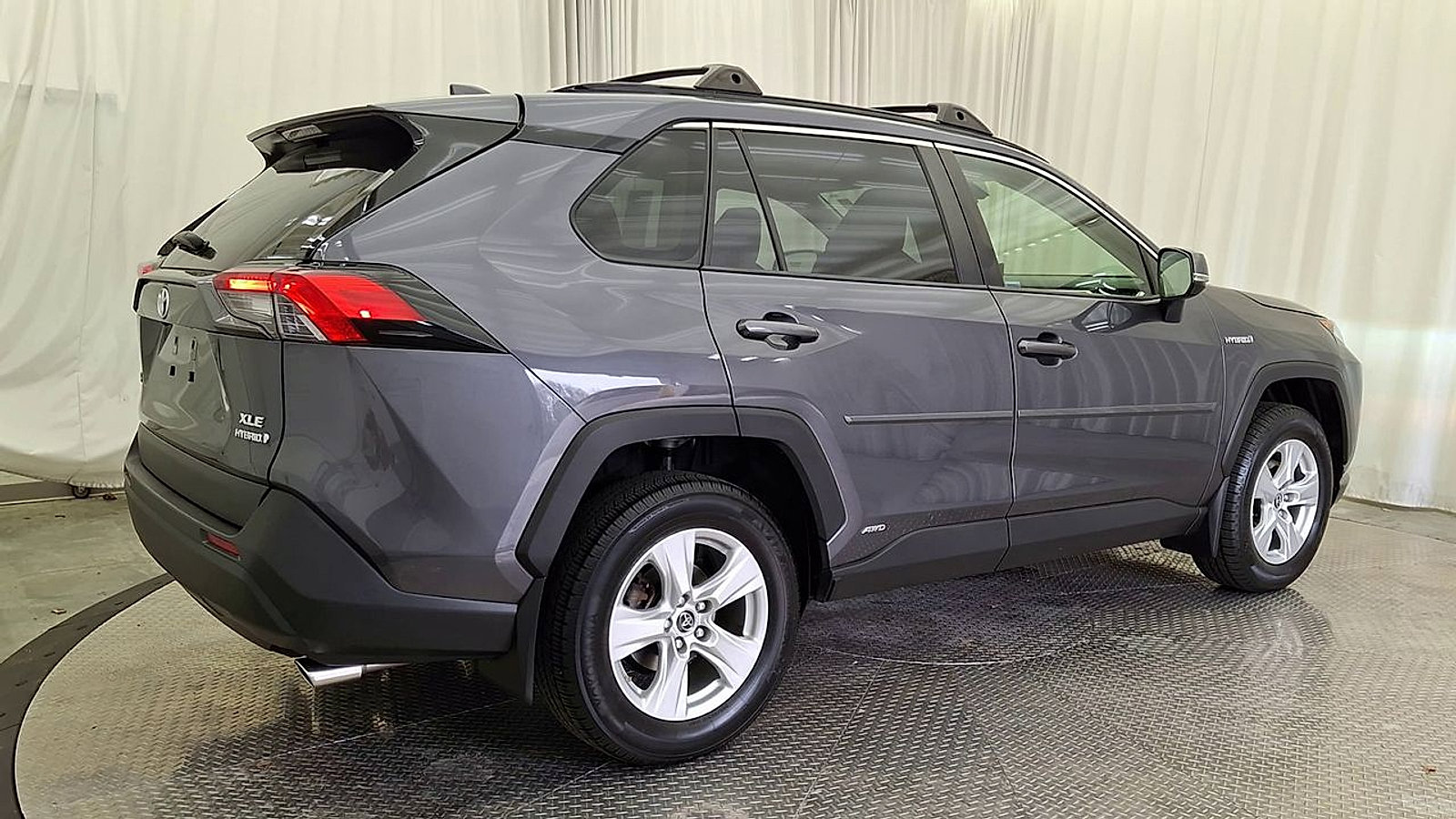 Certified 2019 Toyota RAV4 XLE w/ Convenience Package image 3