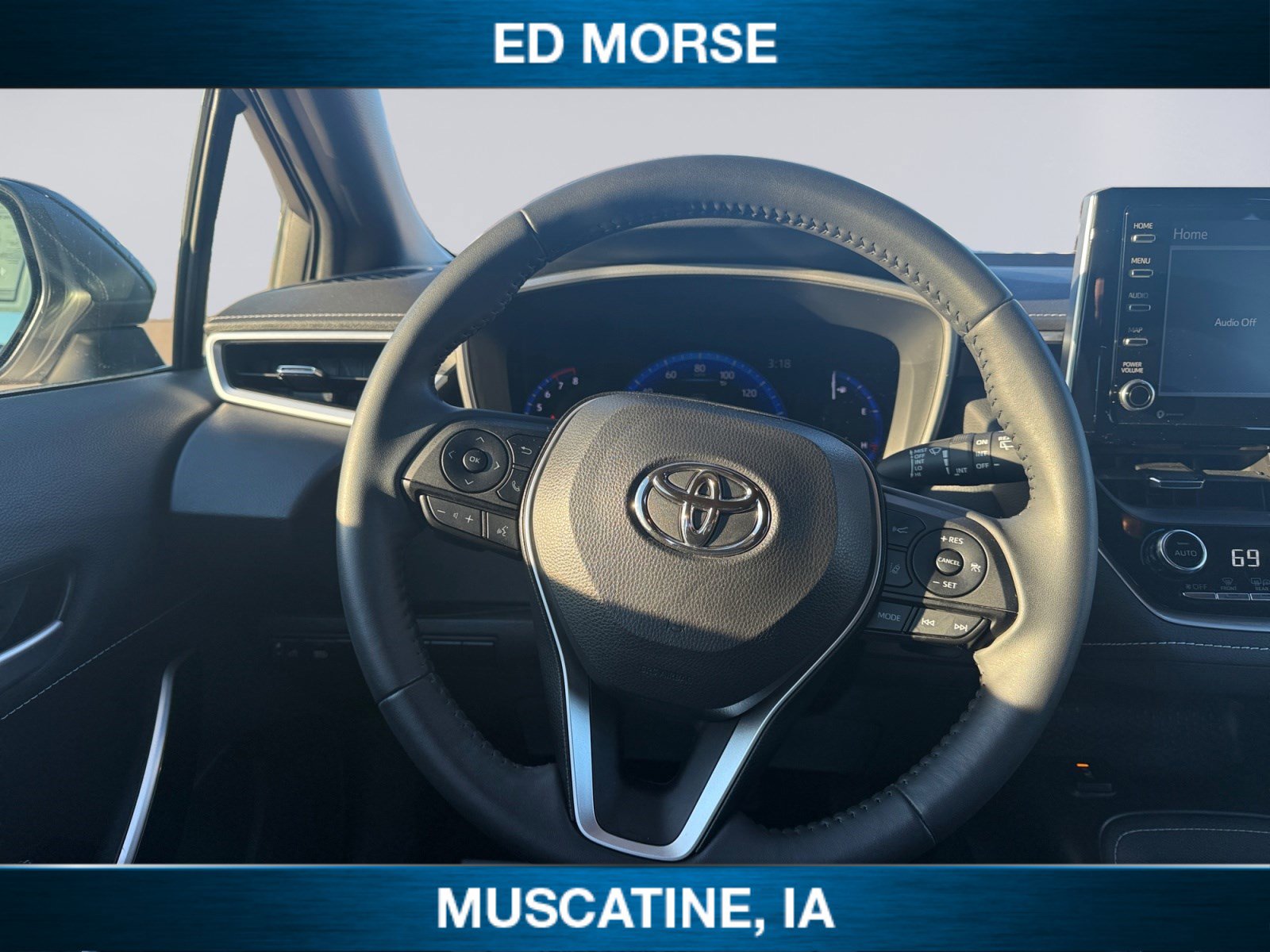 Used 2022 Toyota Corolla XSE image 12