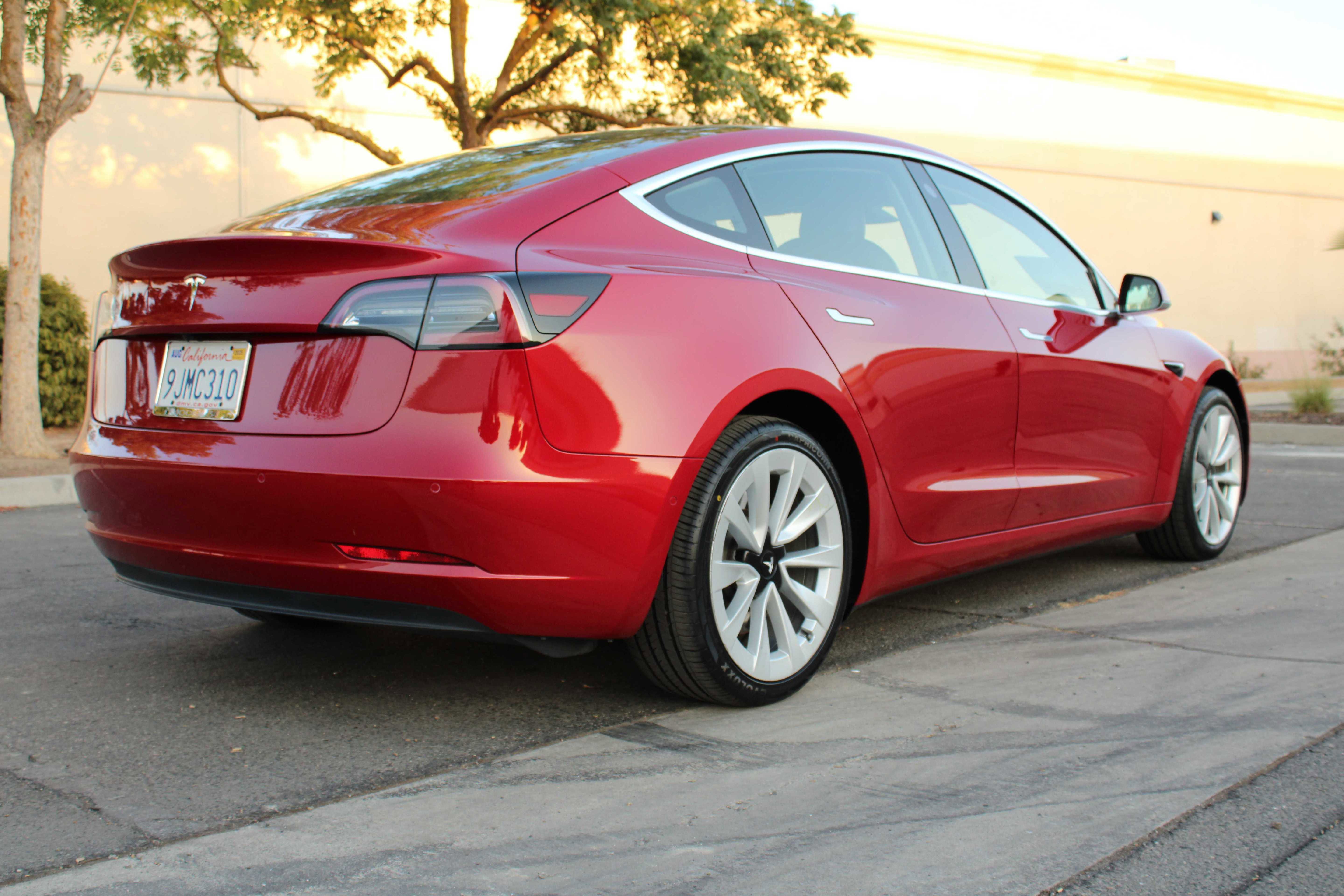 Used 2018 Tesla Model 3 Long Range image 7