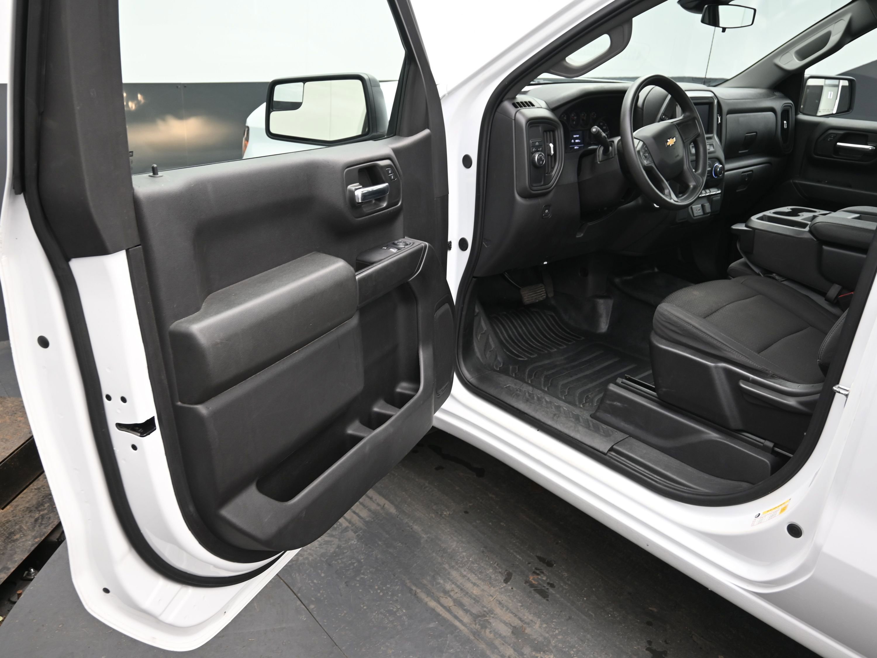 Used 2024 Chevrolet Silverado 1500 W/T w/ WT Fleet Convenience Package image 12