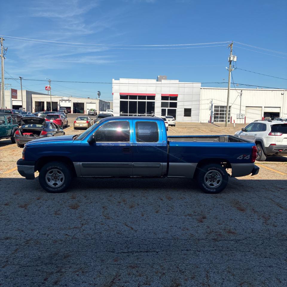 Used 2003 Chevrolet Silverado 1500 LS AWD/4WD image 3