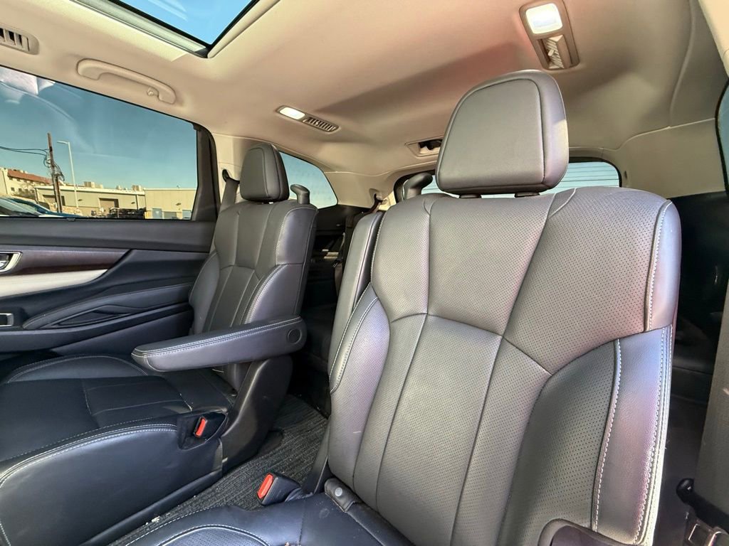 Used 2022 Subaru Ascent Touring w/ Popular Package #2A image 9