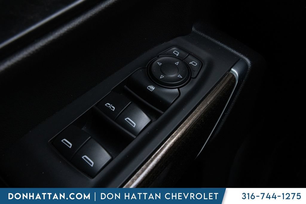 Used 2021 Chevrolet Silverado 1500 LT w/ Bed Protection Package RWD image 12