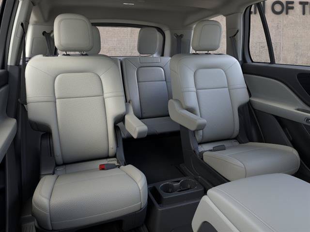 New 2026 Lincoln Aviator AWD image 11