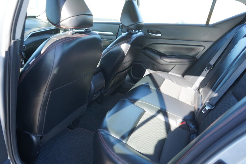 Used 2024 Nissan Altima 2.5 SR image 25