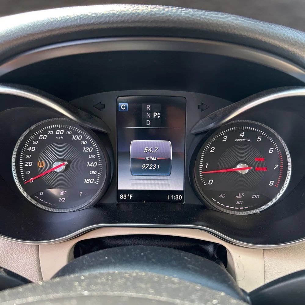 Used 2017 Mercedes-Benz C 300 4MATIC Sedan image 29