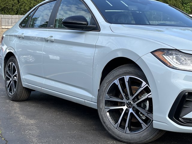 New 2026 Volkswagen Jetta Sport FWD image 3