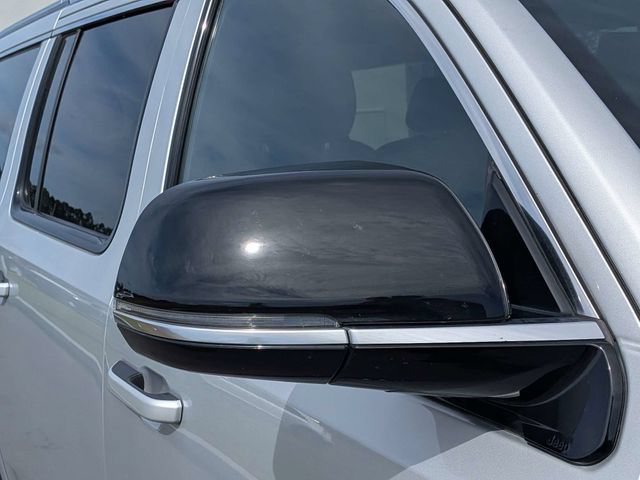 Used 2024 Jeep Wagoneer L 4WD image 10
