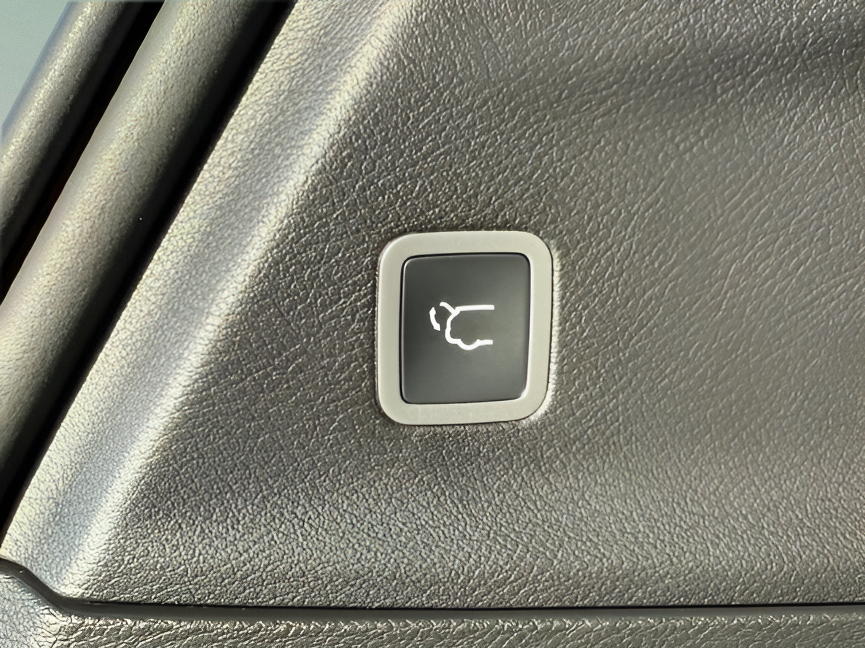 New 2026 Chrysler Pacifica Select w/ S Appearance Package FWD image 9