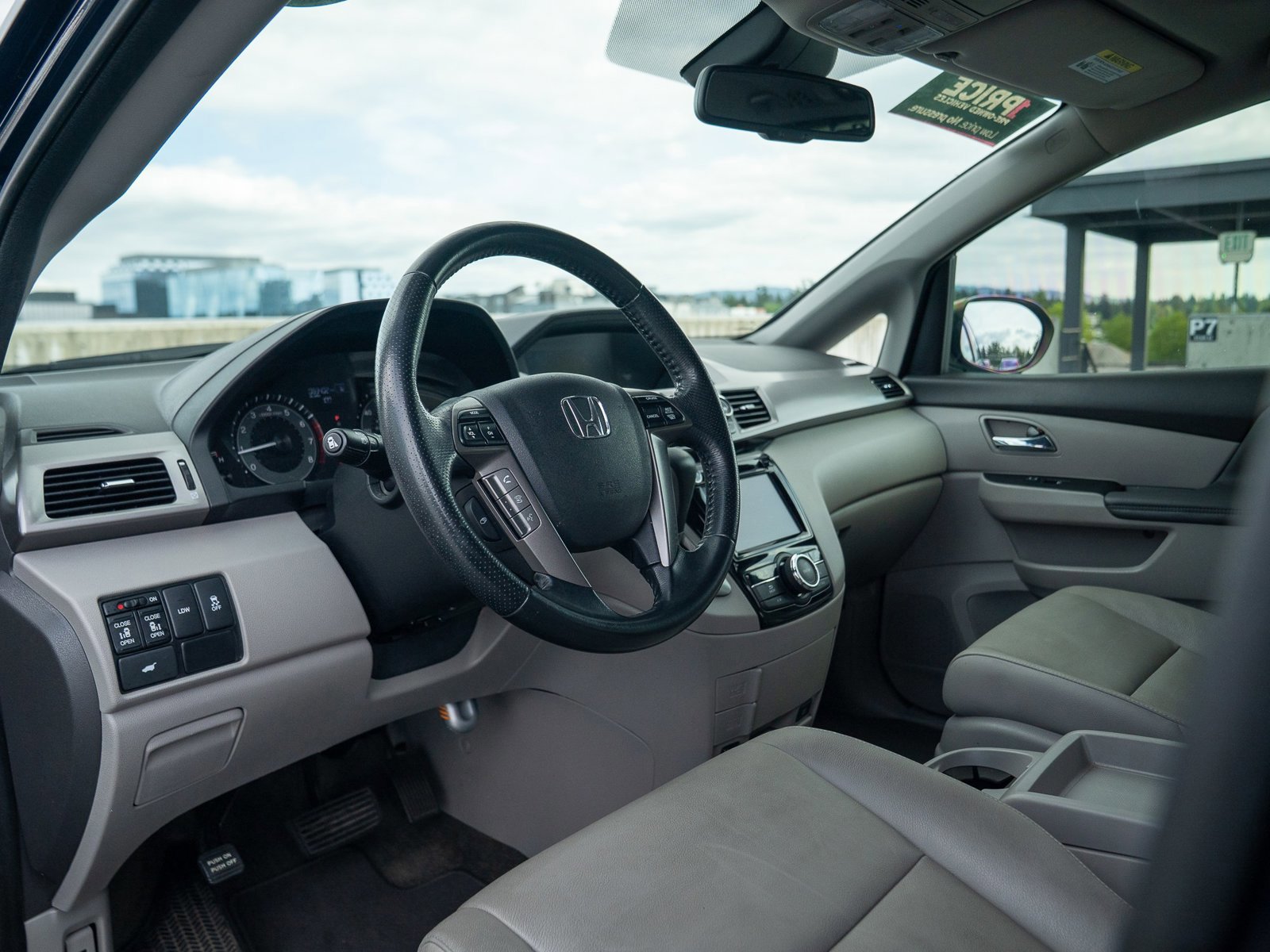 Used 2016 Honda Odyssey EX-L image 17