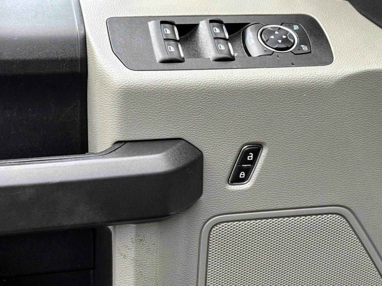 Used 2019 Ford F150 XL w/ Equipment Group 101A Mid image 10