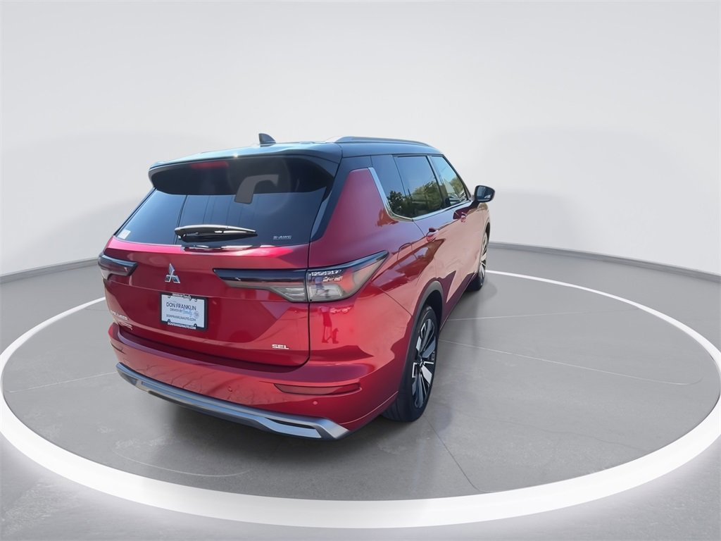 New 2025 Mitsubishi Outlander SEL image 8