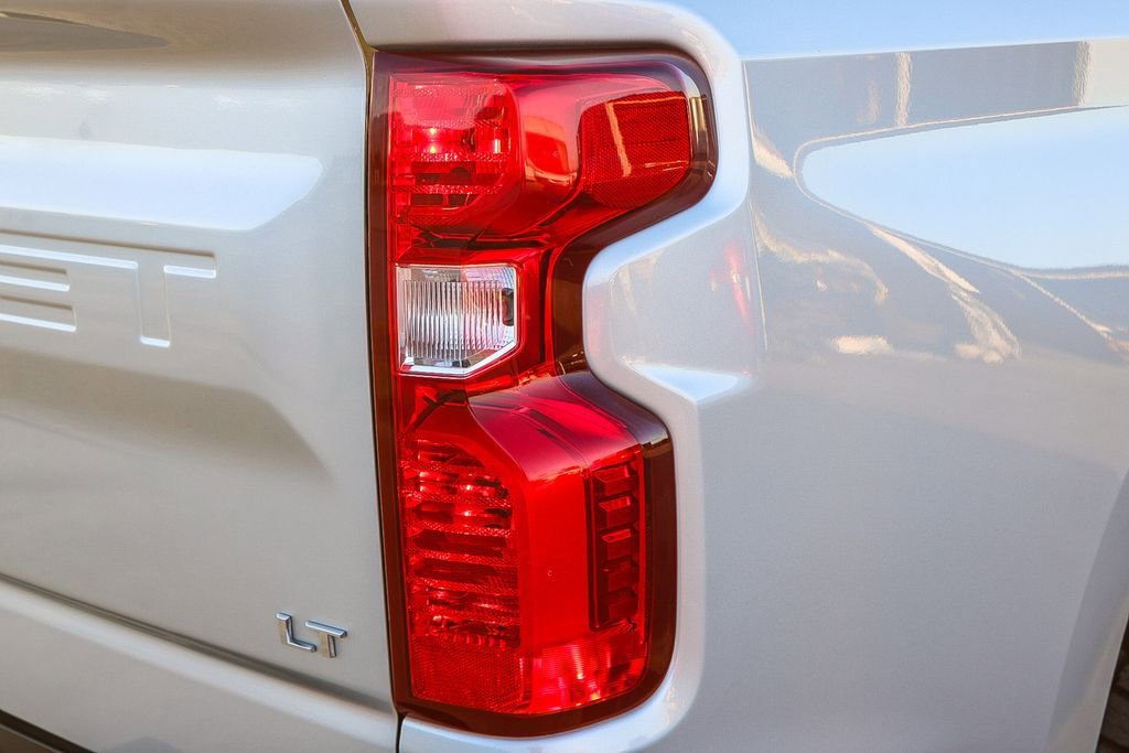 Used 2019 Chevrolet Silverado 1500 LT w/ All-Star Edition image 8