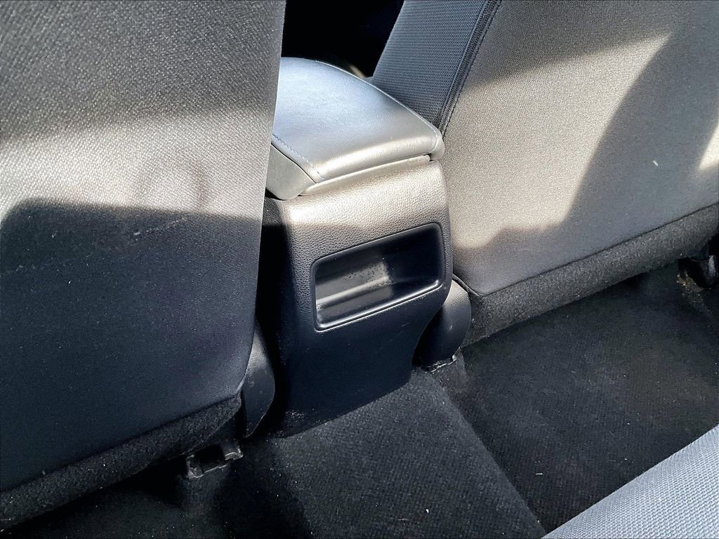 Used 2022 Toyota Corolla SE image 25