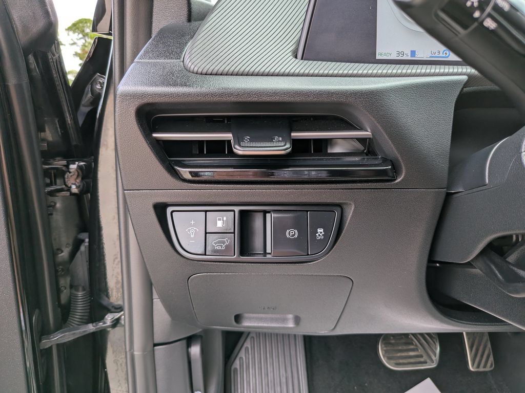 Certified 2023 Kia EV6 GT-Line AWD/4WD image 29