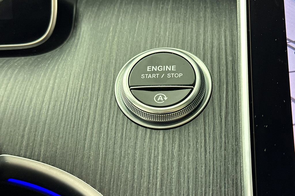 Certified 2023 Mercedes-Benz C 300 Sedan image 29