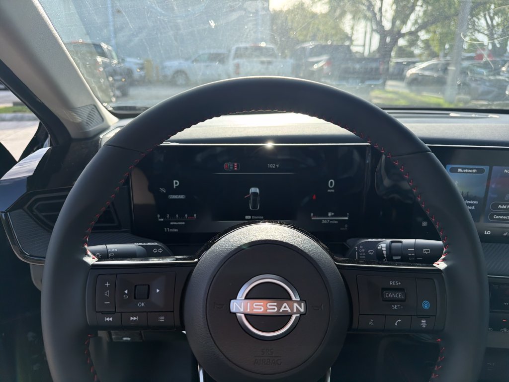 New 2026 Nissan Kicks SR w/ Cold Weather Package FWD image 19