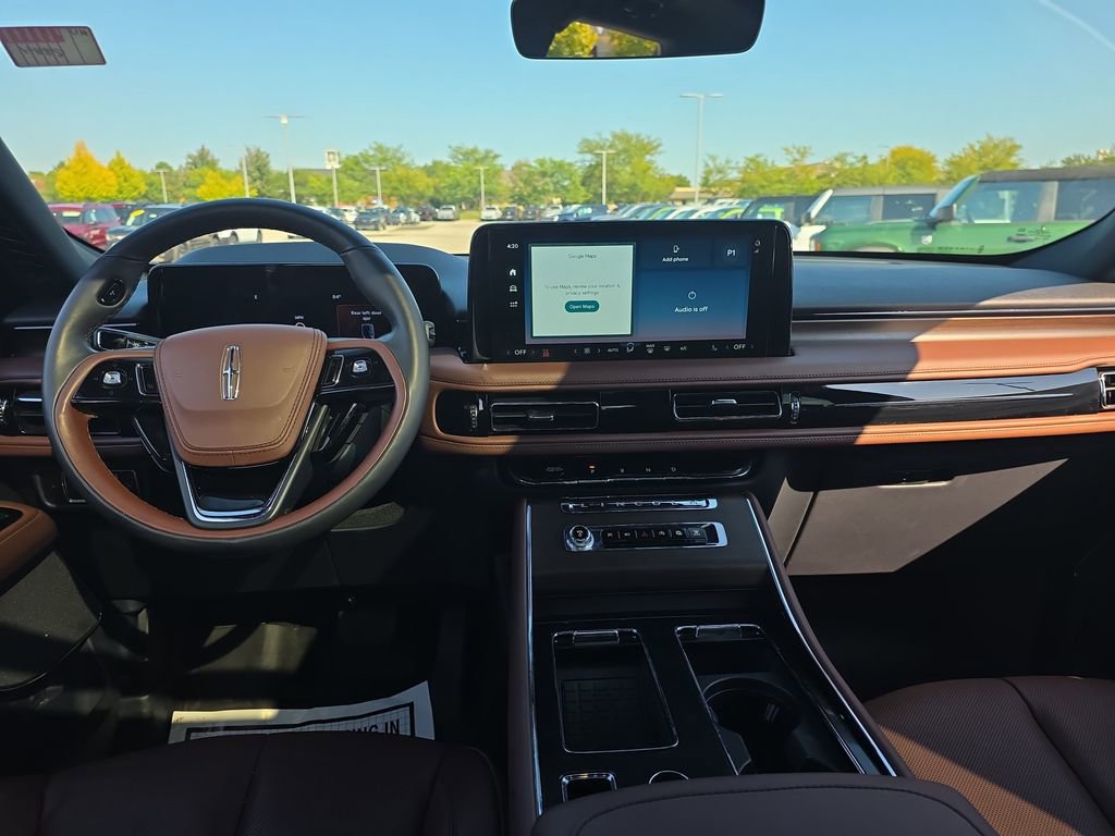 Used 2025 Lincoln Aviator Reserve w/ Illumination Package image 43