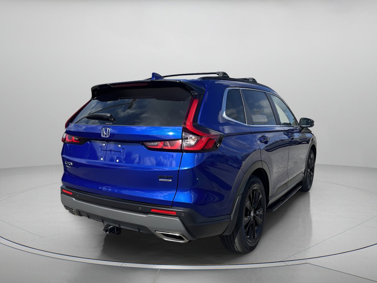 Used 2023 Honda CR-V Sport Touring image 3