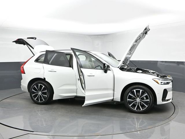 Used 2023 Volvo XC60 B5 Ultimate AWD/4WD image 54