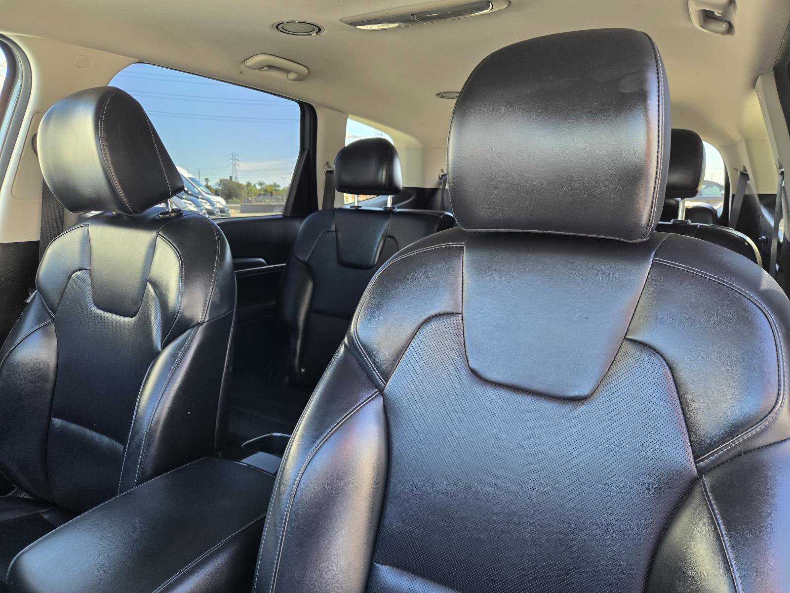 Used 2022 Kia Telluride LX image 23